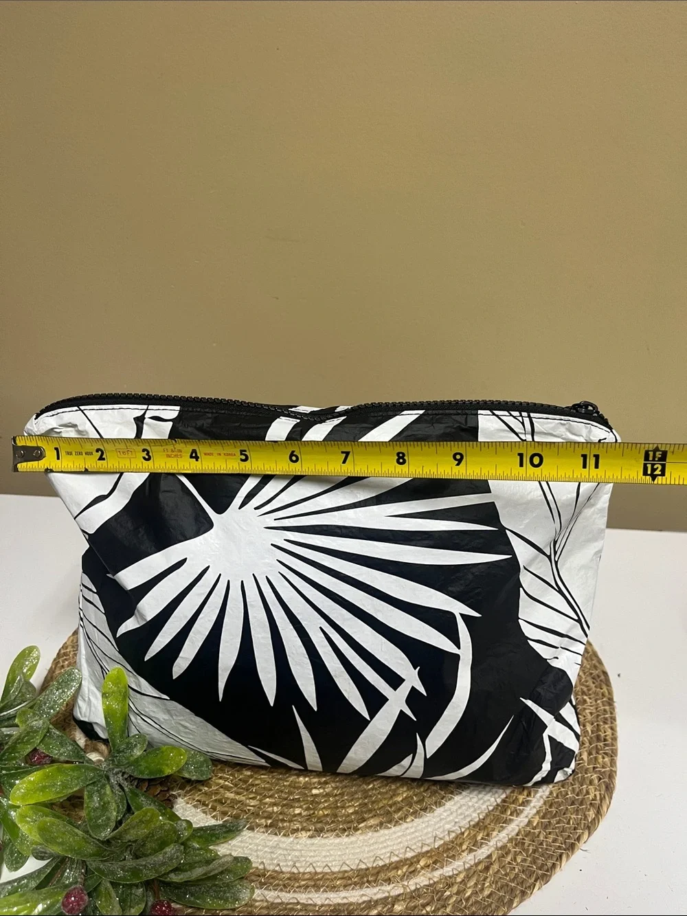 Aloha Collection large pouch in good used condition